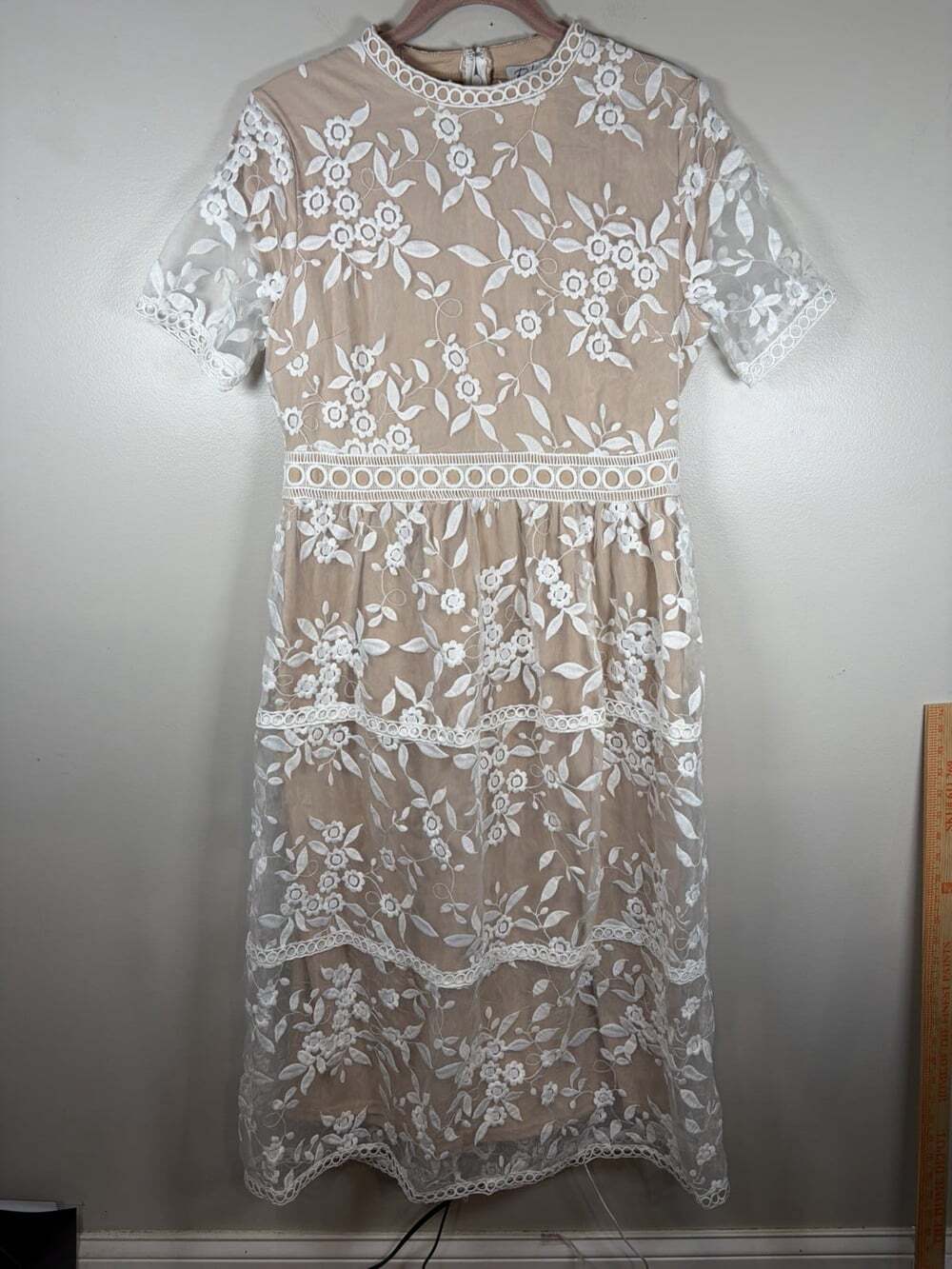 Polagram Henly Lace Midi Dress Size Large Cream White Floral Lace NWT
